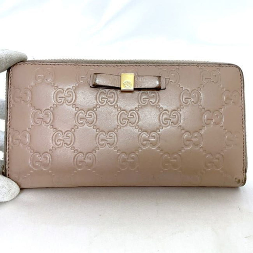 Gucci Zip around