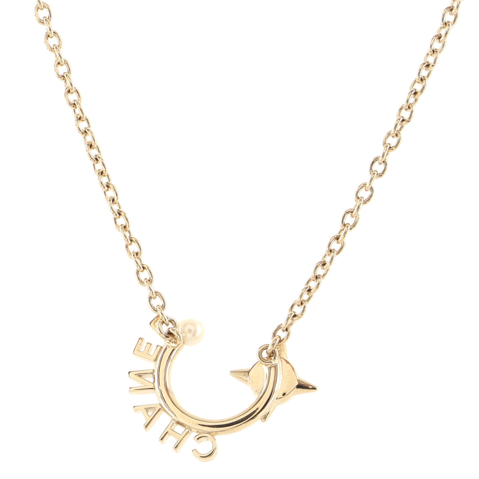 Logo Semicircle Pendant Short Necklace Metal with Faux Pearls