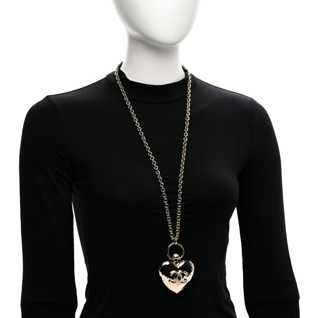 Metal CC Heart Locket Necklace Gold