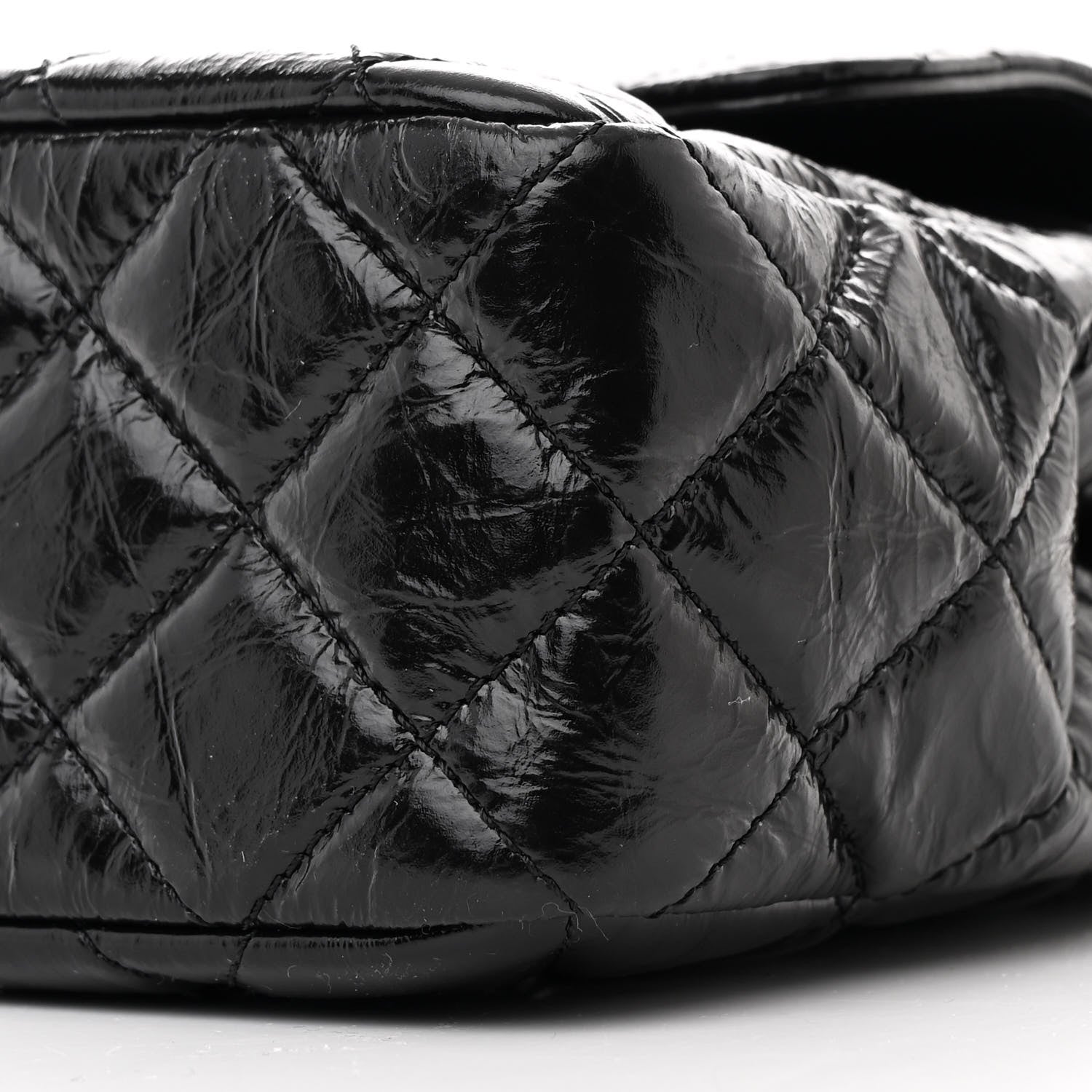 Shiny Crumpled Calfskin Quilted Wavy CC Hobo Black
