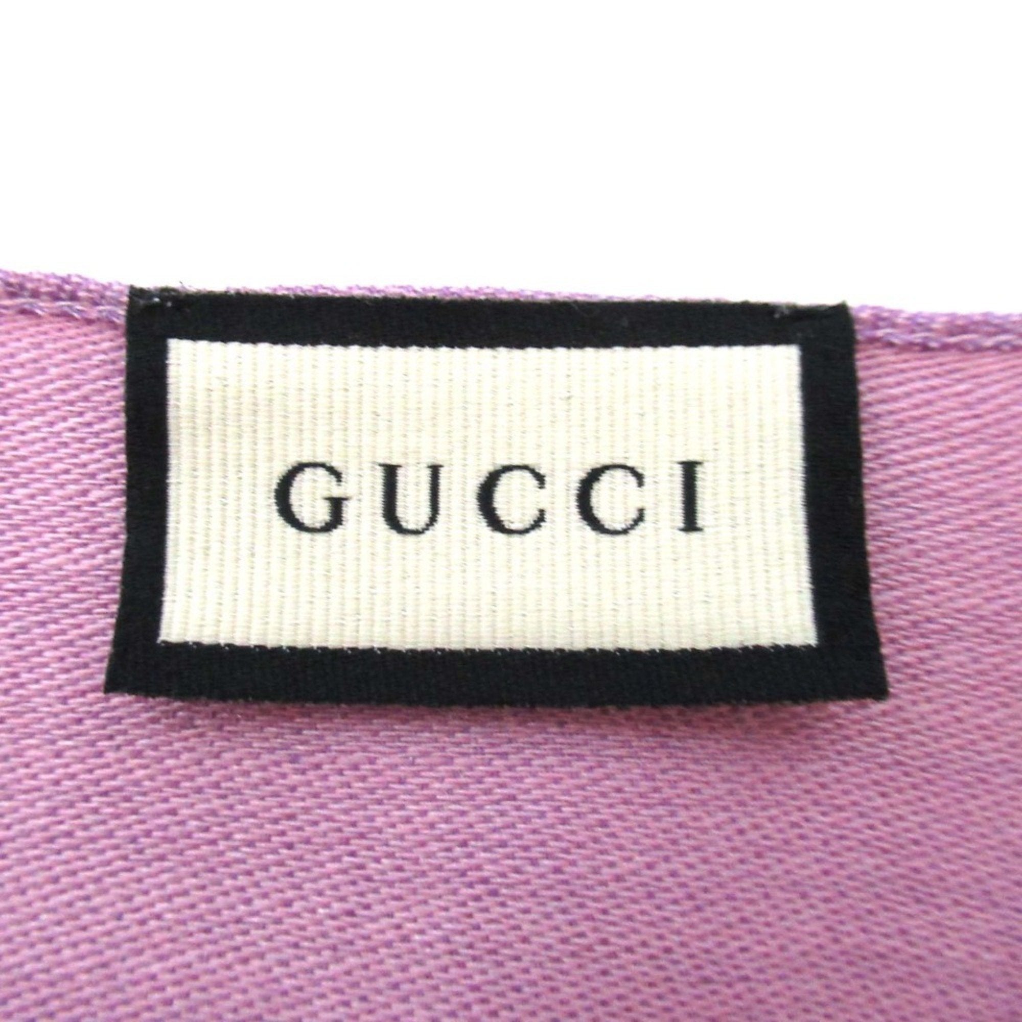 Gucci GG pattern