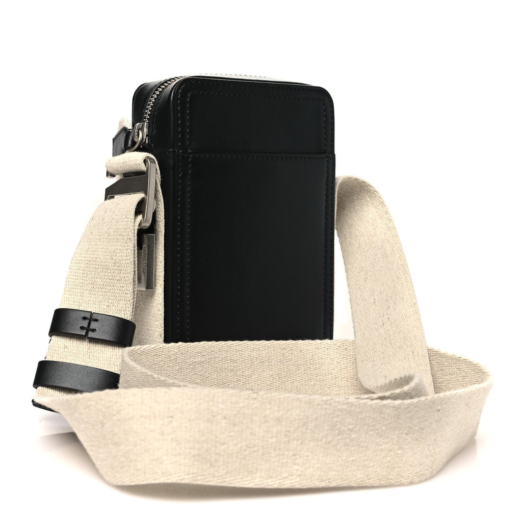 Smooth Calfskin Le Cuerda Vertical Black