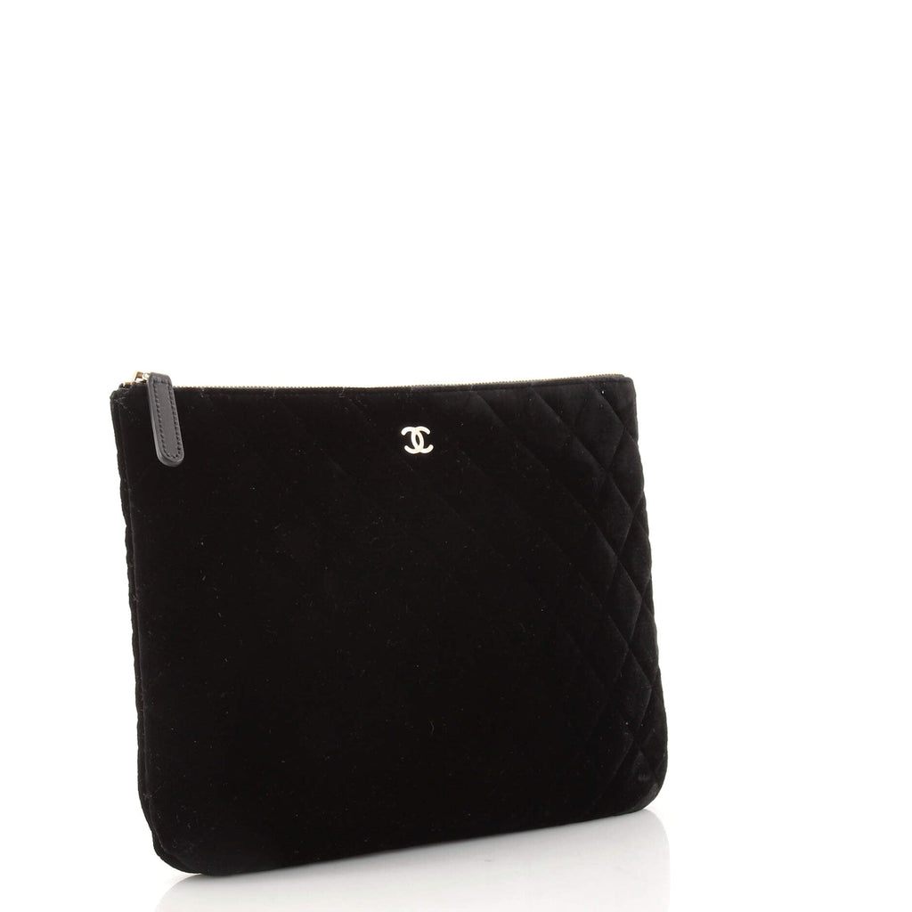 O Case Clutch Quilted Velvet Medium