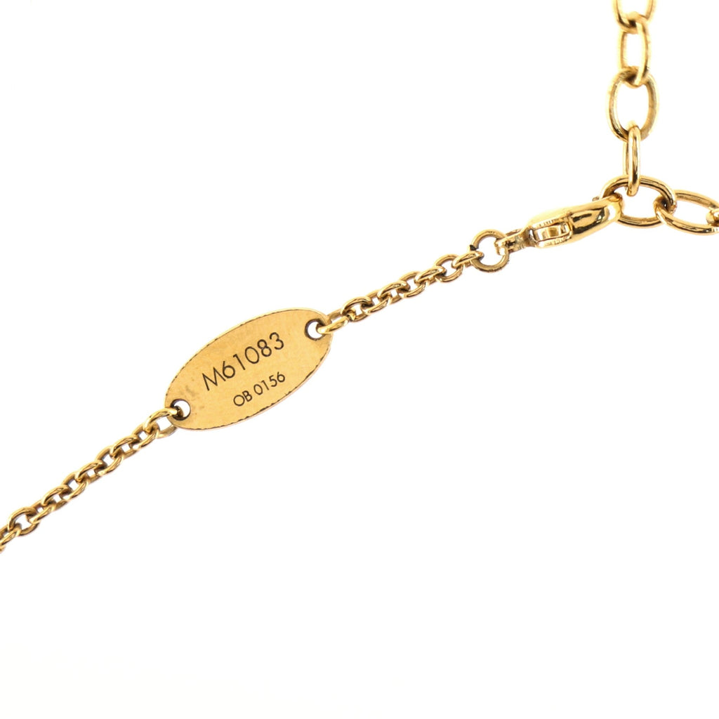 Essential V Necklace Metal