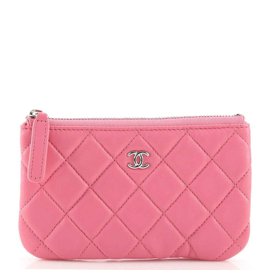 Classic O Case Pouch Quilted Lambskin Mini