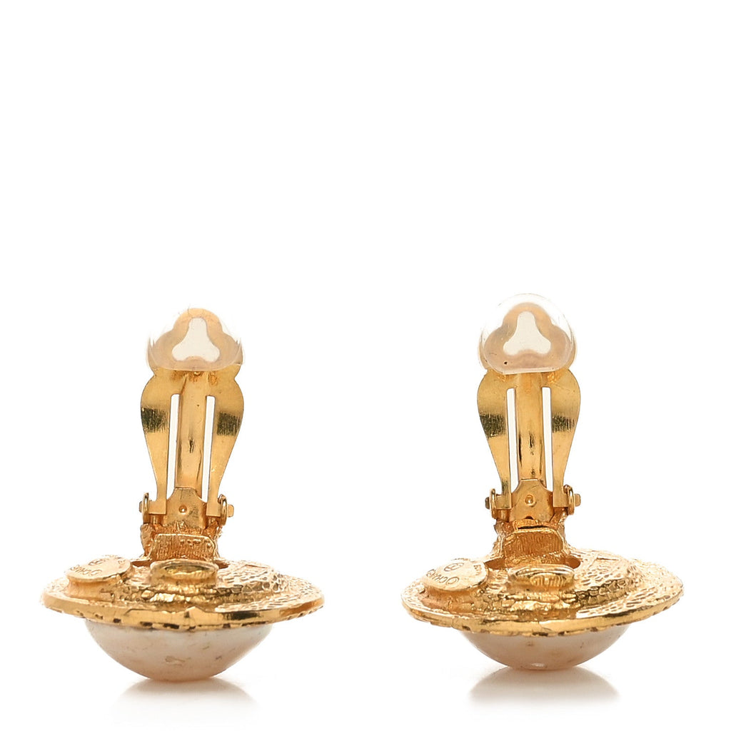 Pearl Round Clip On Earrings Gold