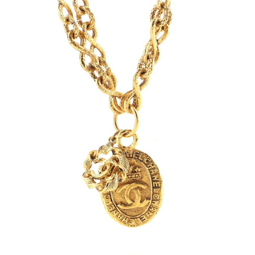 Vintage Medallion Necklace Metal