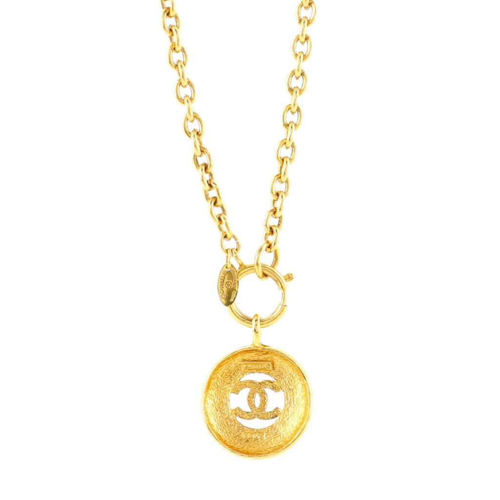 Vintage CC Round Pendant Necklace Metal