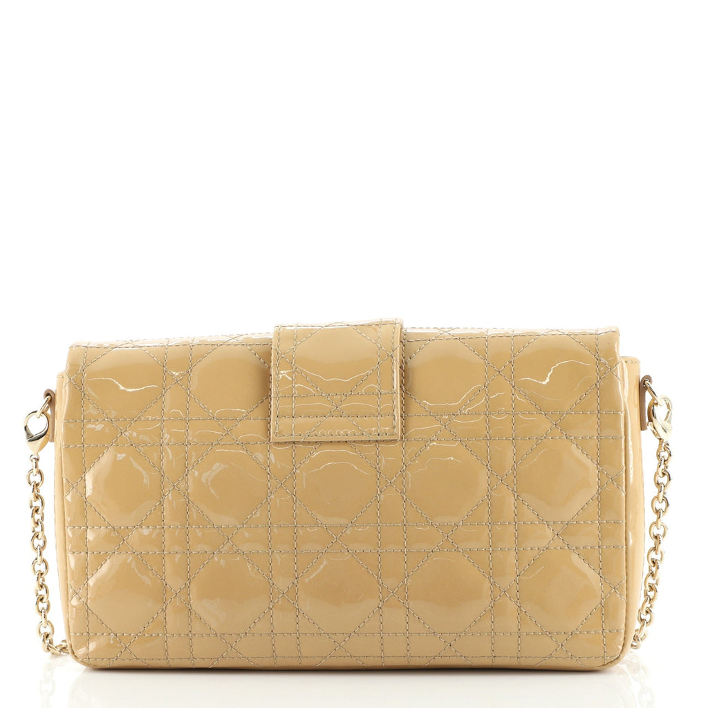 New Lock Pouch Cannage Quilt Patent Mini
