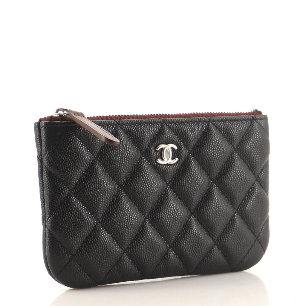 Classic O Case Pouch Quilted Caviar Mini