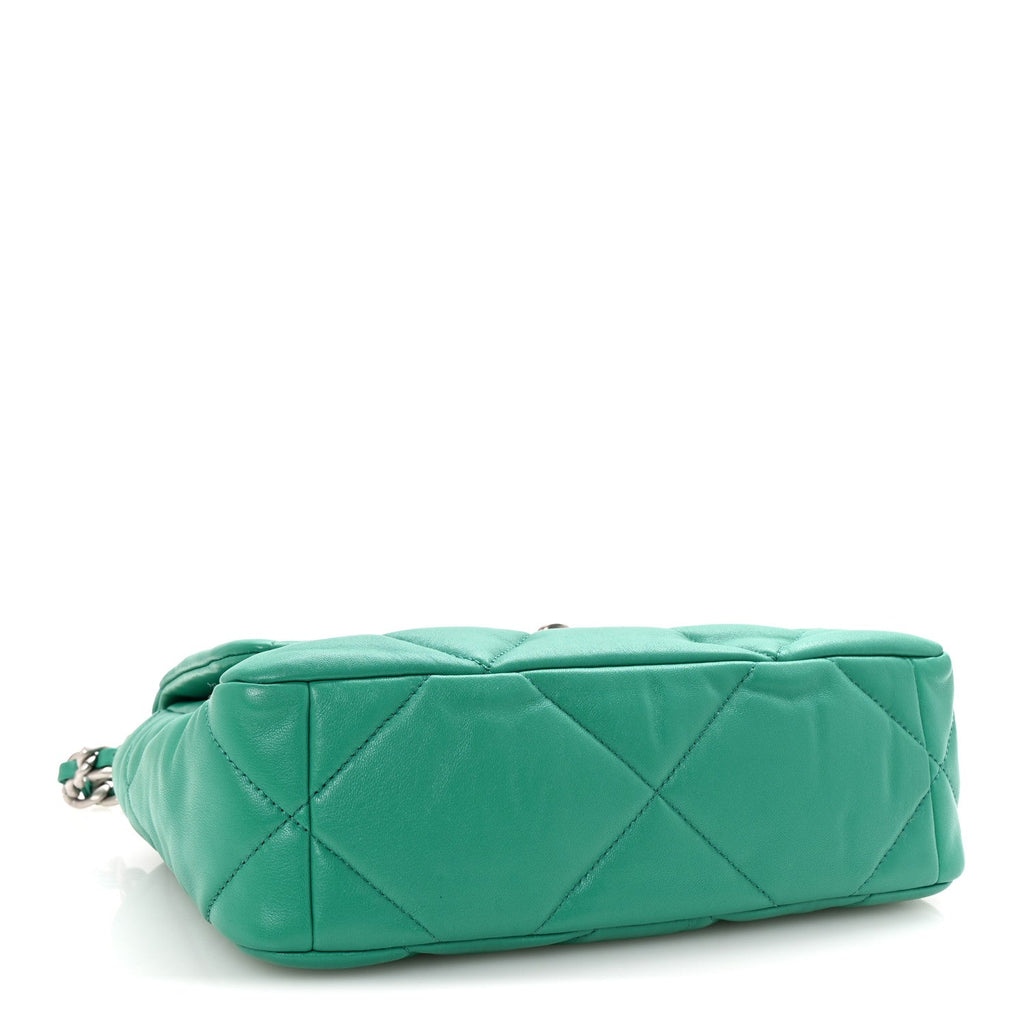 Lambskin Quilted Medium Chanel 19 Flap Green