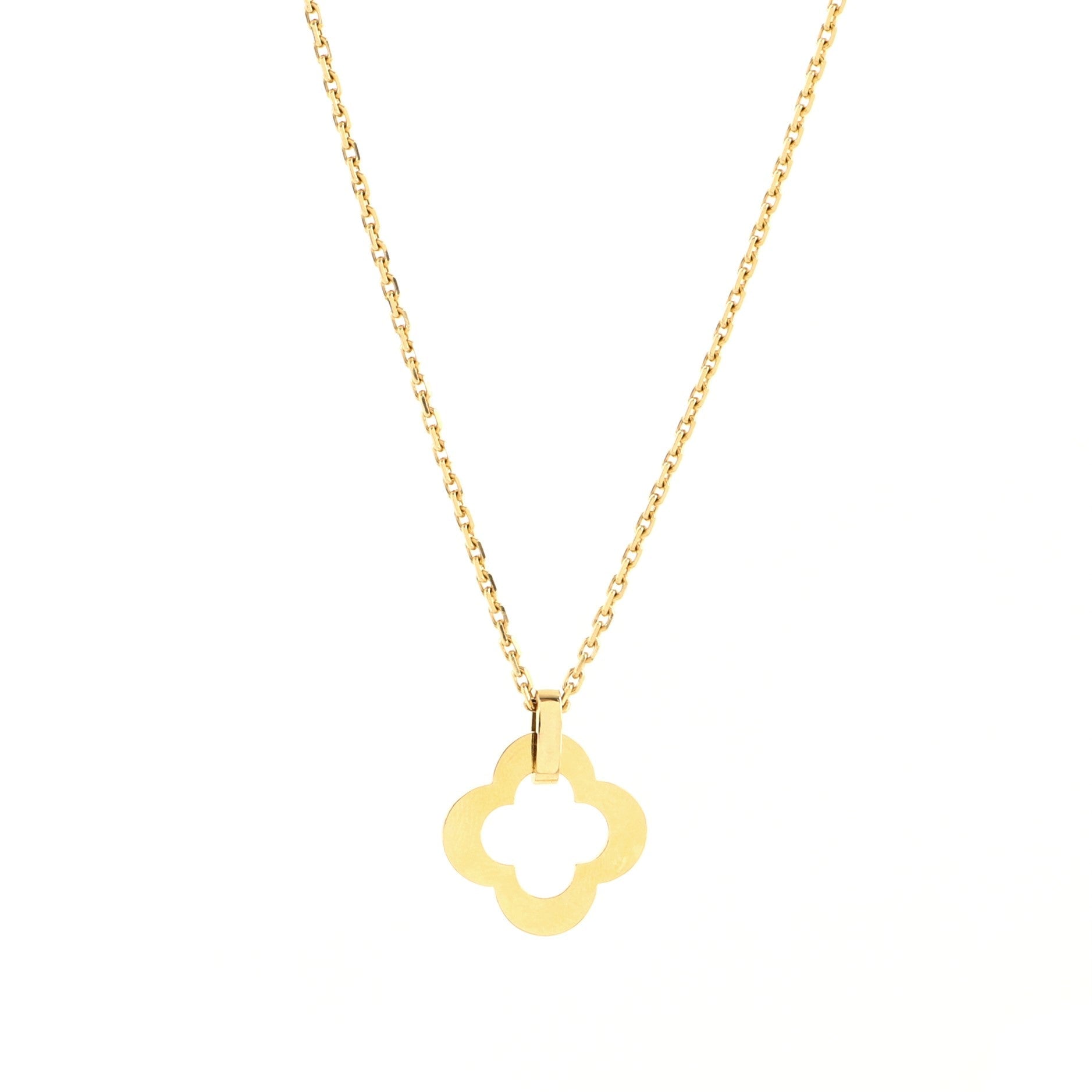 Byzantine Alhambra Pendant Necklace 18K Yellow Gold