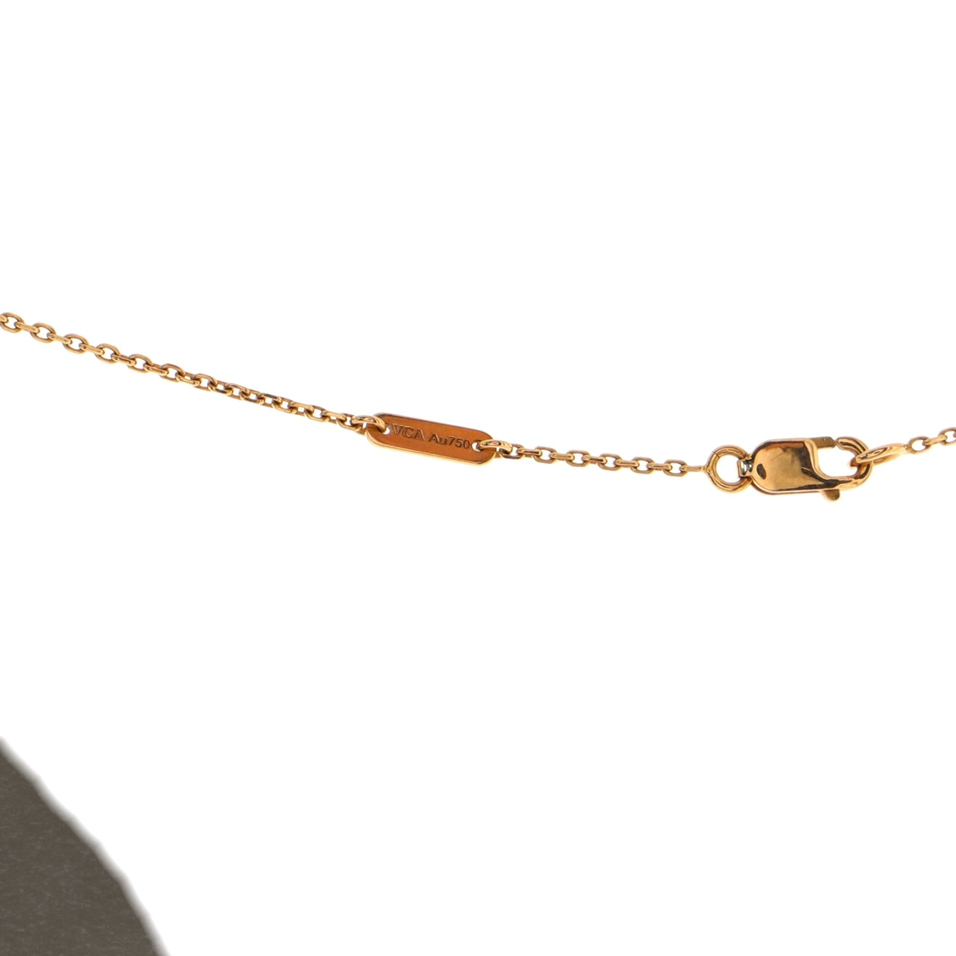 Sweet Alhambra Pendant Necklace 18K Rose Gold and Carnelian