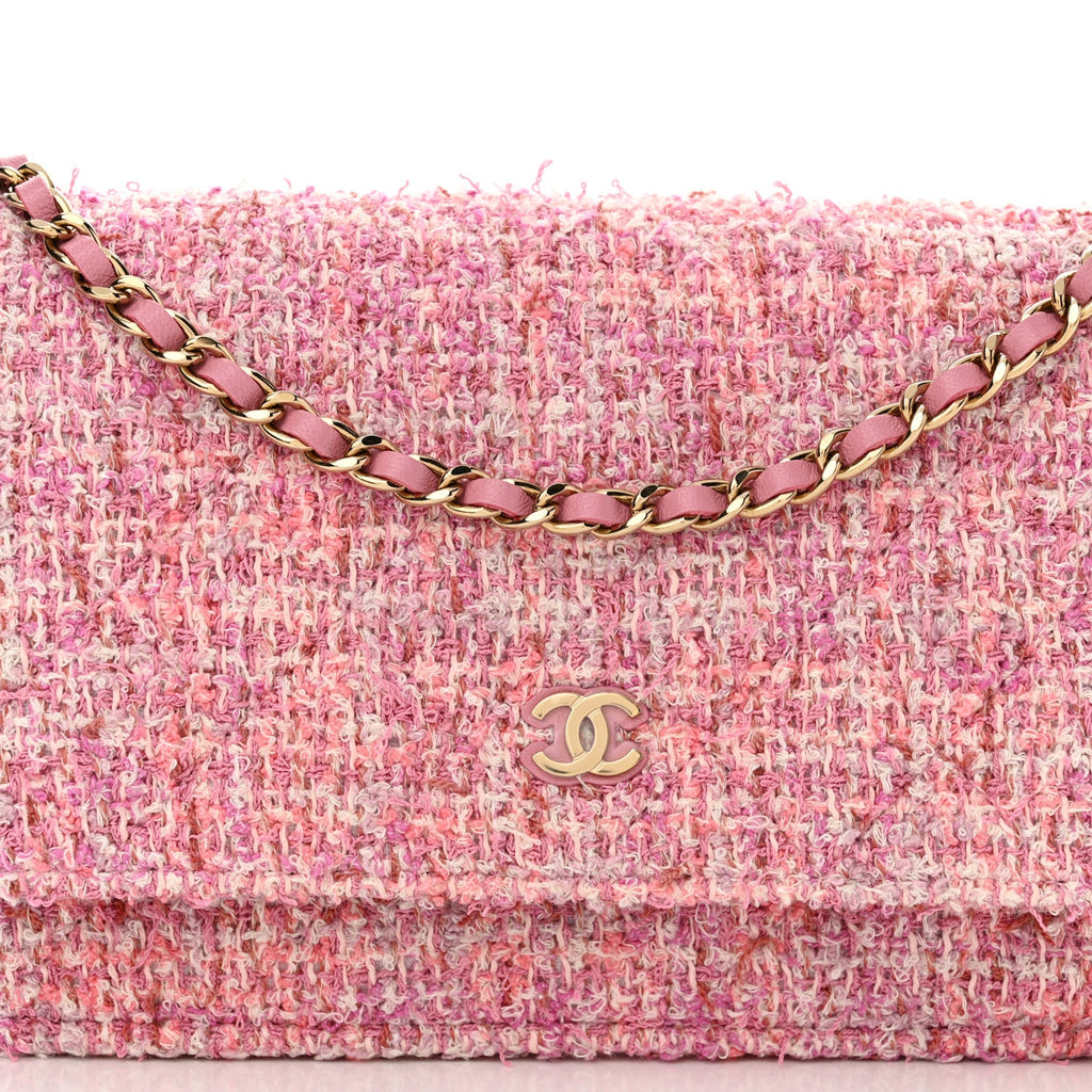 Tweed Quilted Wallet On Chain WOC Pink