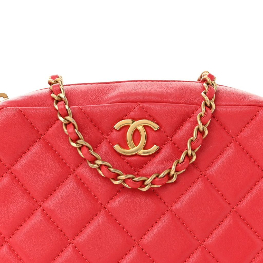 Lambskin Quilted CC Pearl Crush Camera Case Red