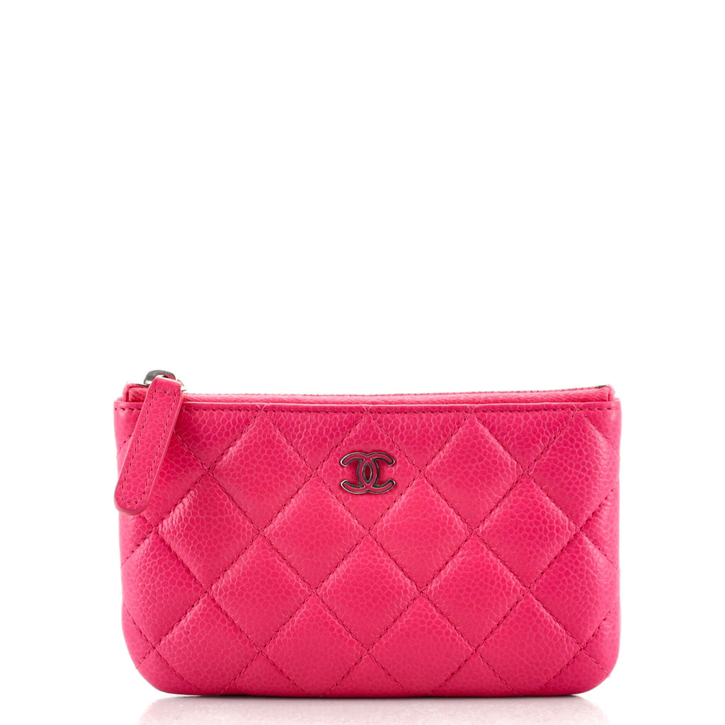 Classic O Case Pouch Quilted Caviar Mini