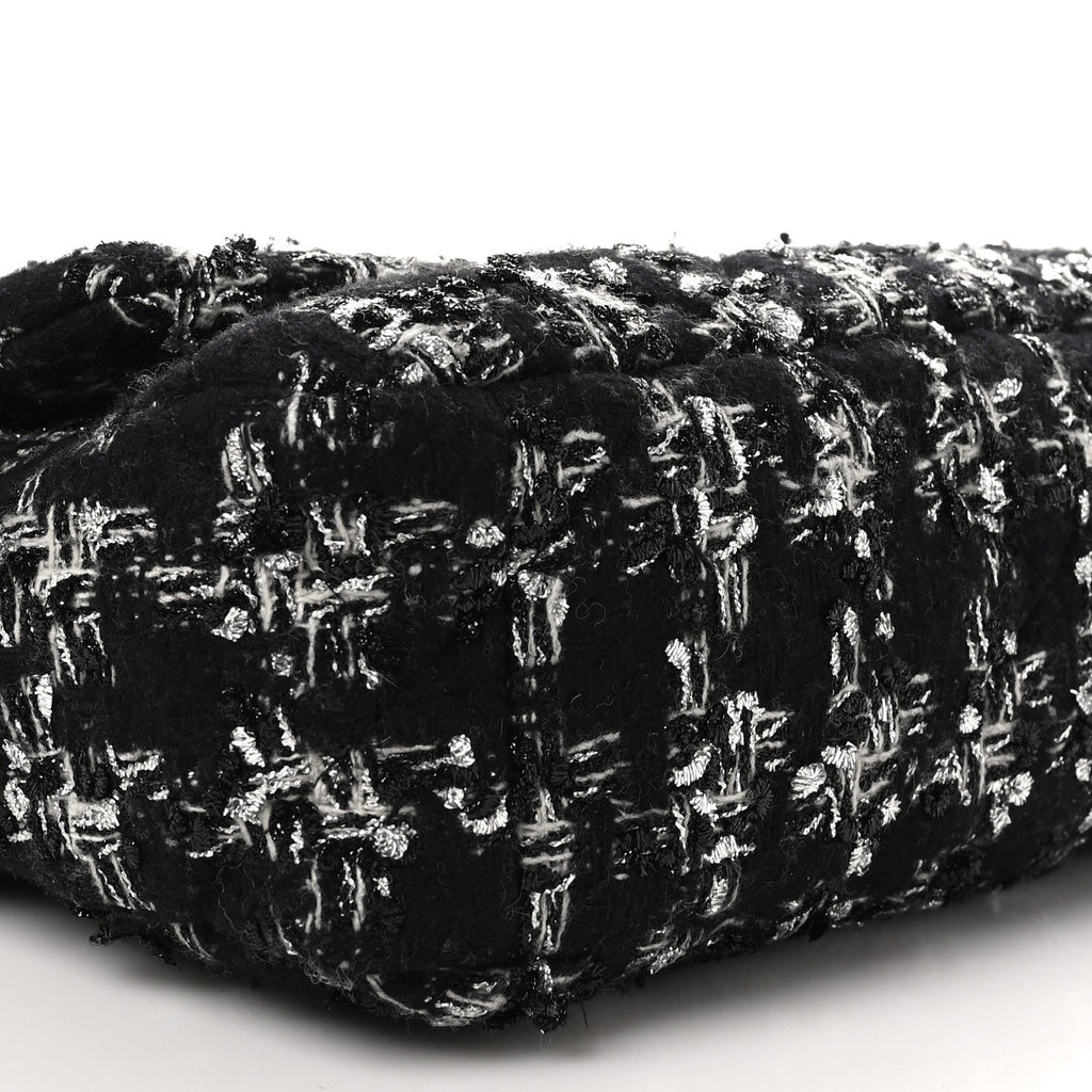 Tweed Quilted Medium Chanel 19 Flap Black Silver Ecru