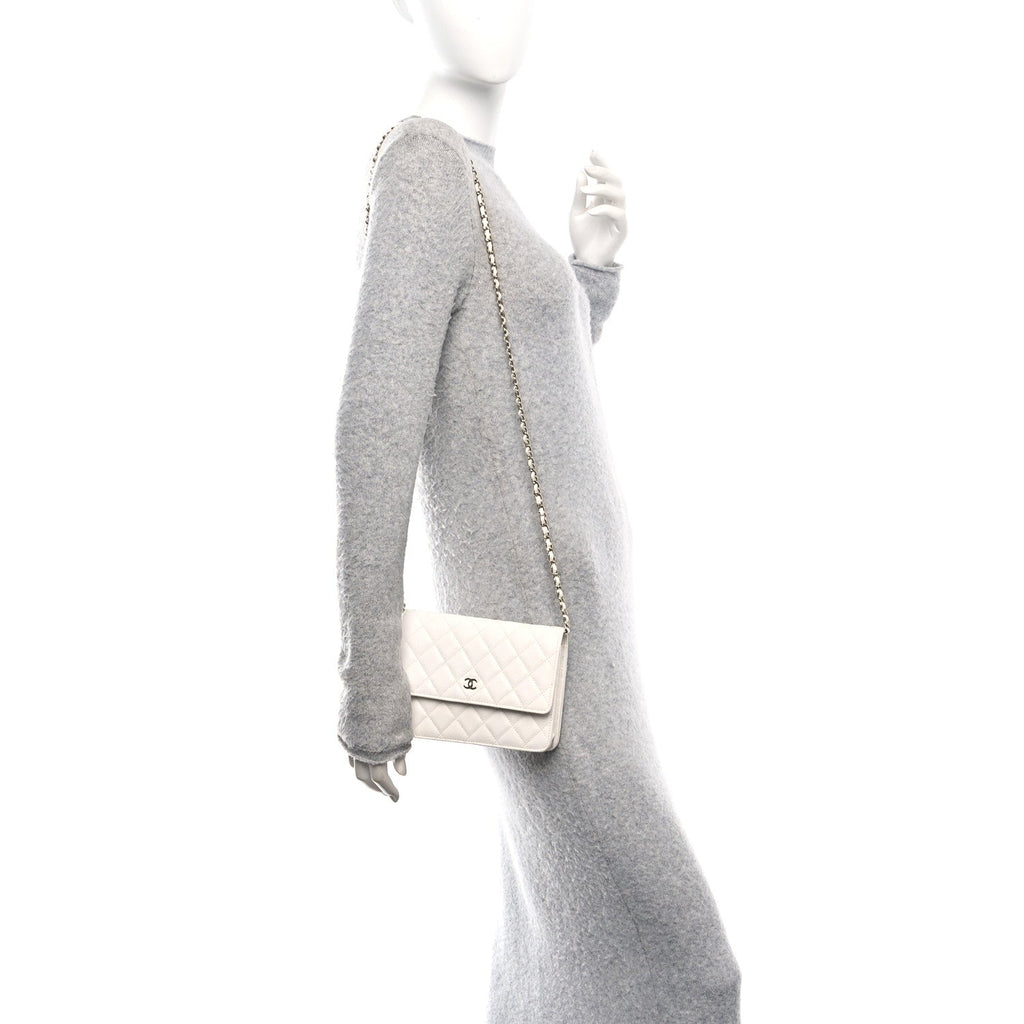Caviar Quilted Square Wallet On Chain WOC White