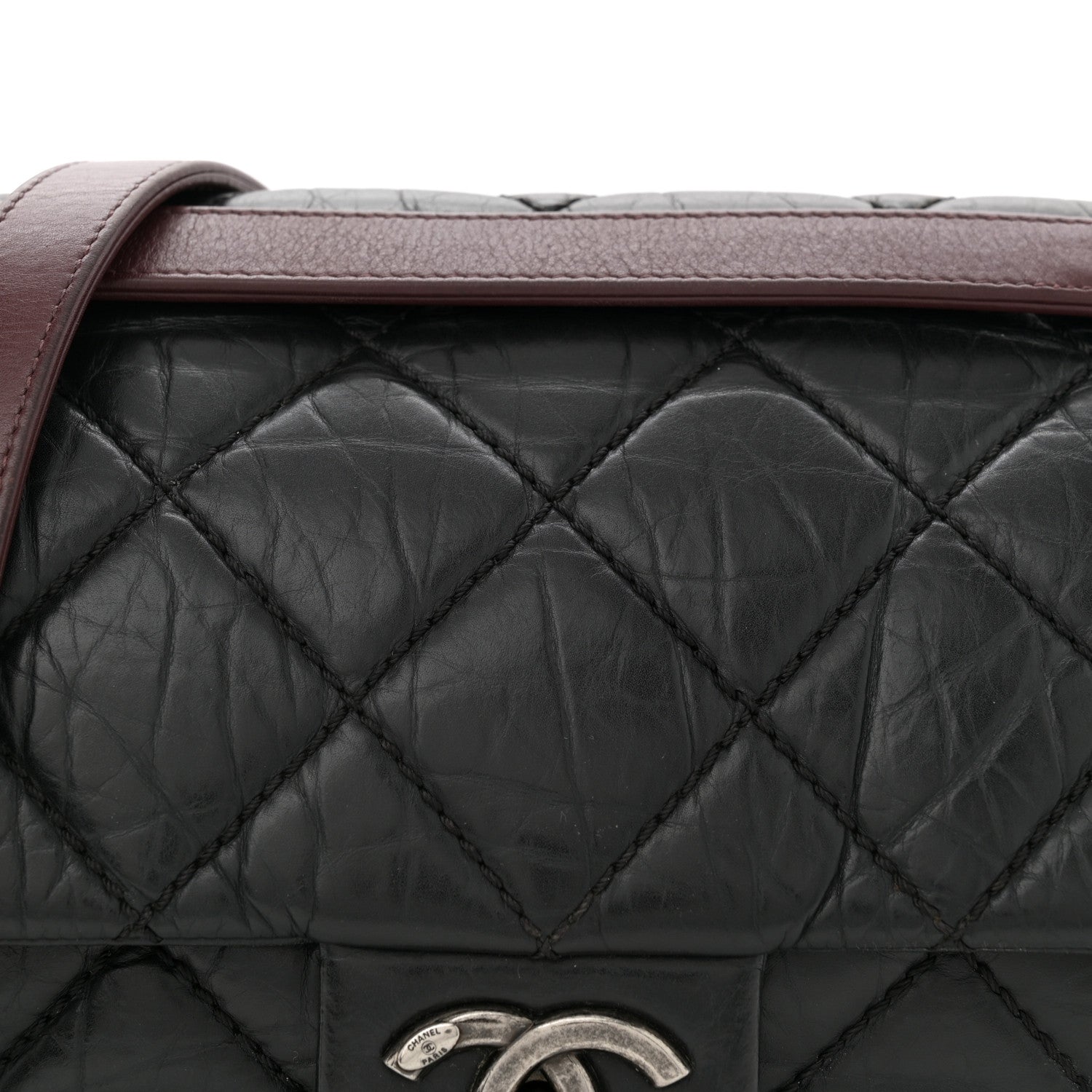 Aged Calfskin Medium New Portobello Flap Black