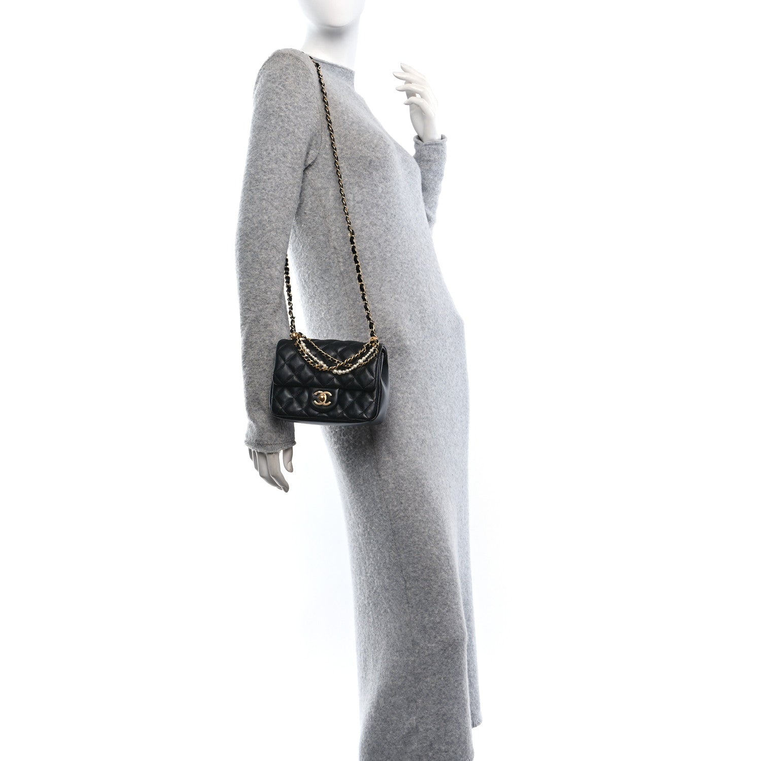 Shiny Lambskin Quilted Pearl Twist Mini Square Flap Black