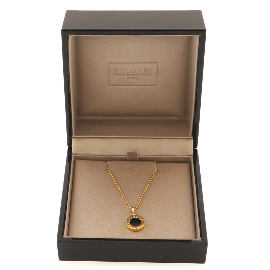 Bvlgari Bvlgari Pendant Necklace 18K Yellow Gold with Onyx