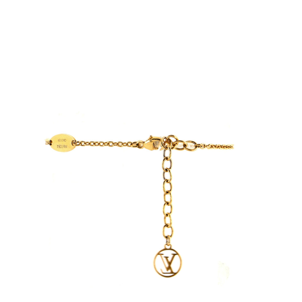 Essential V Bracelet Bracelet