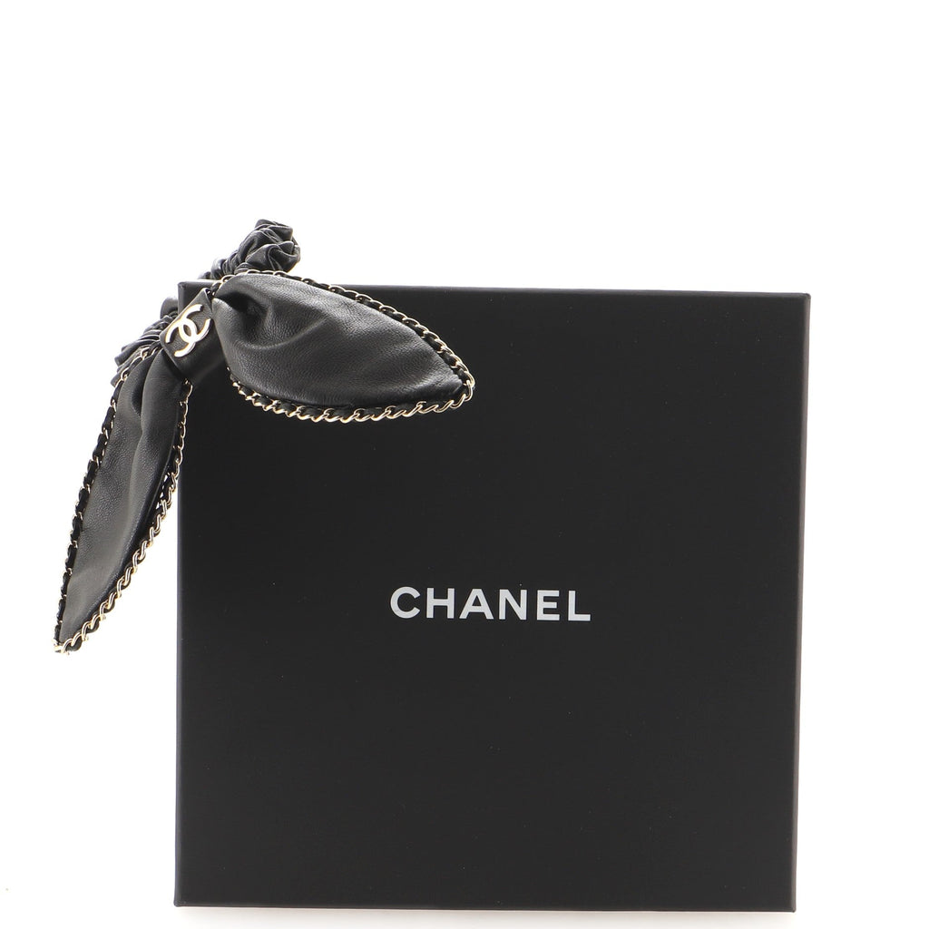 CC Chain Around Bow Scrunchie Lambskin XS