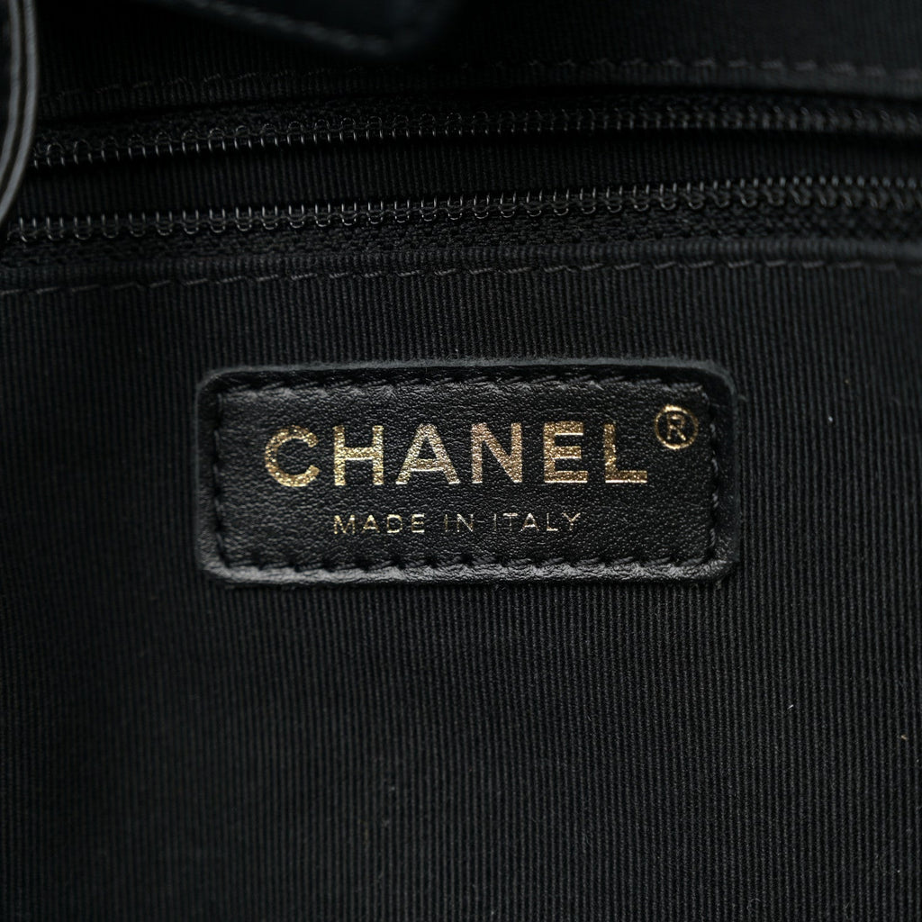 Calfskin Quilted Chain Lines Shopping Tote Black