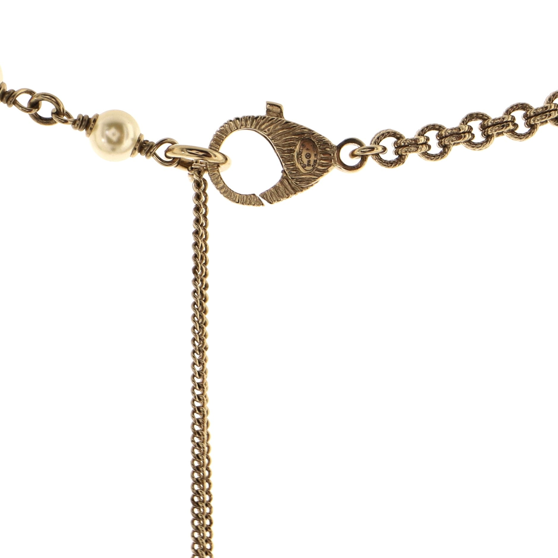 CC Chain Necklace Metal with Faux Pearls