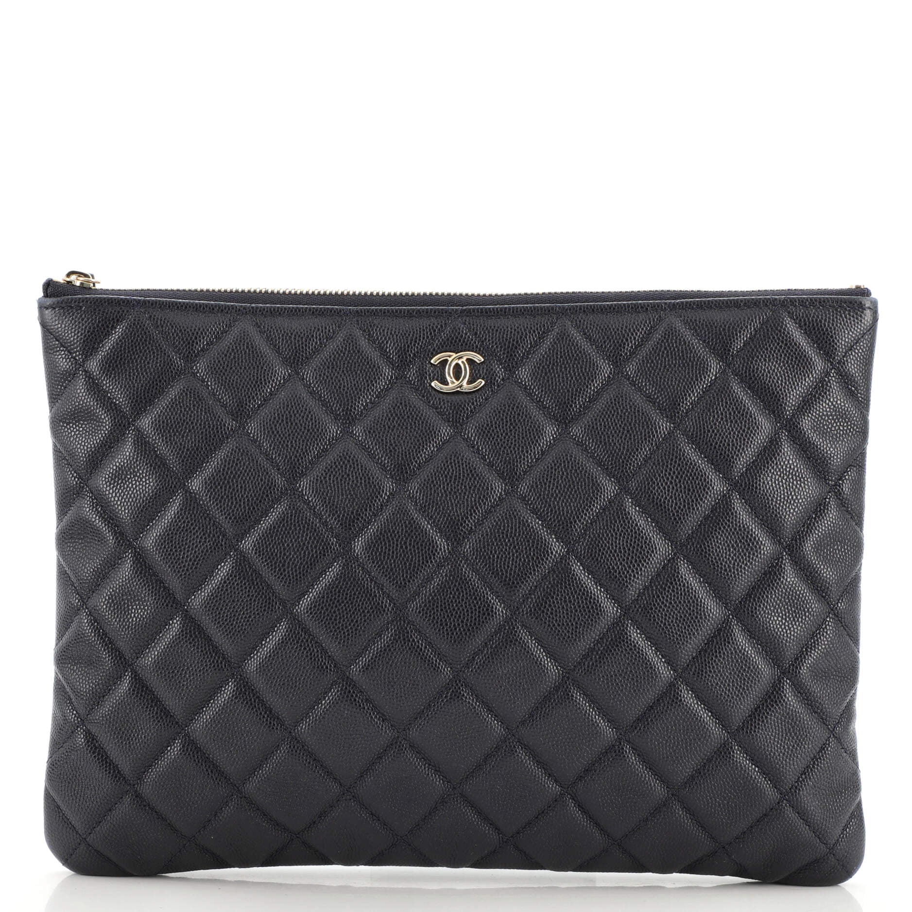 O Case Clutch Quilted Caviar Medium