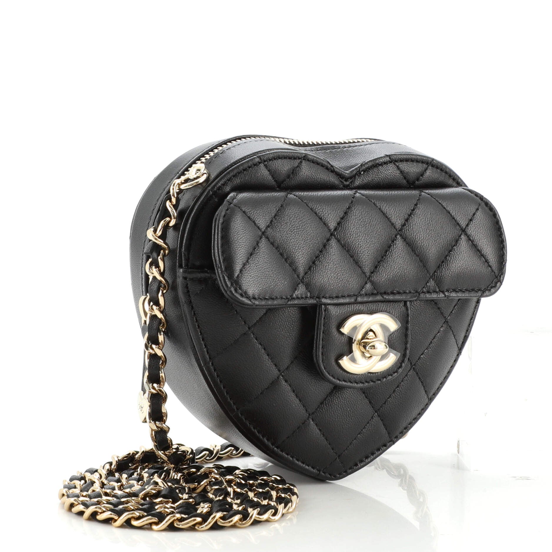 CC in Love Heart Clutch with Chain Quilted Lambskin