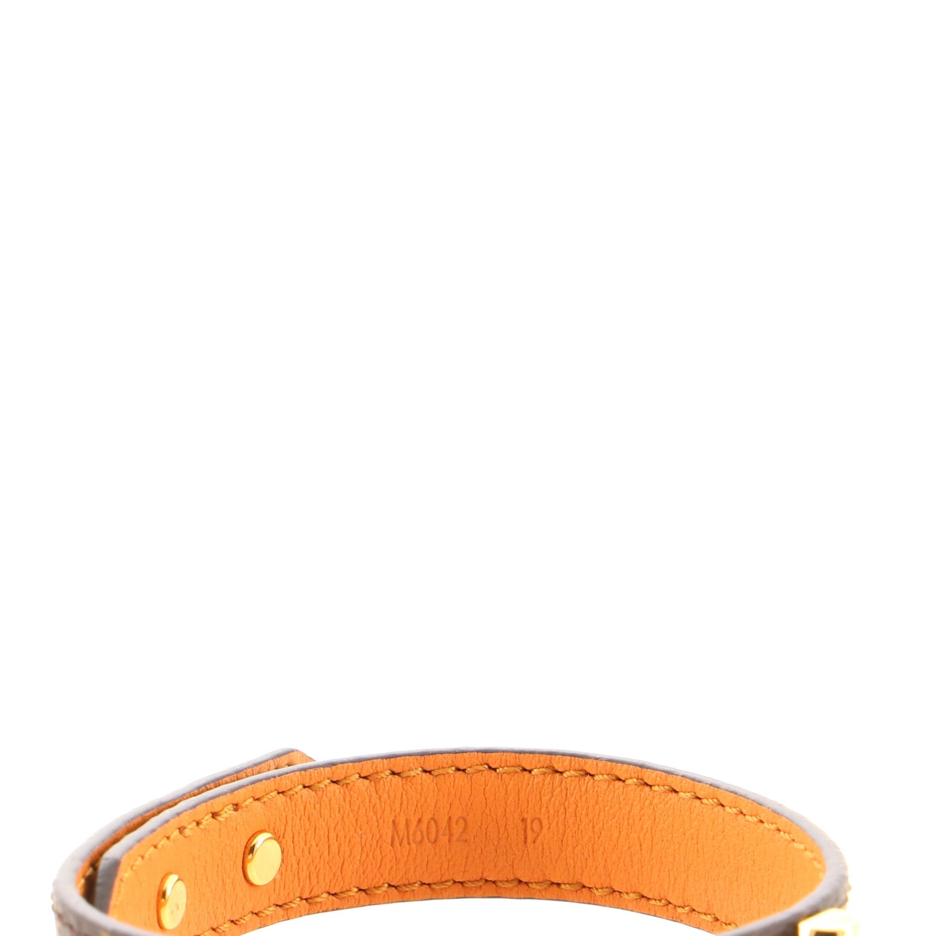 Essential V Bracelet Monogram Canvas
