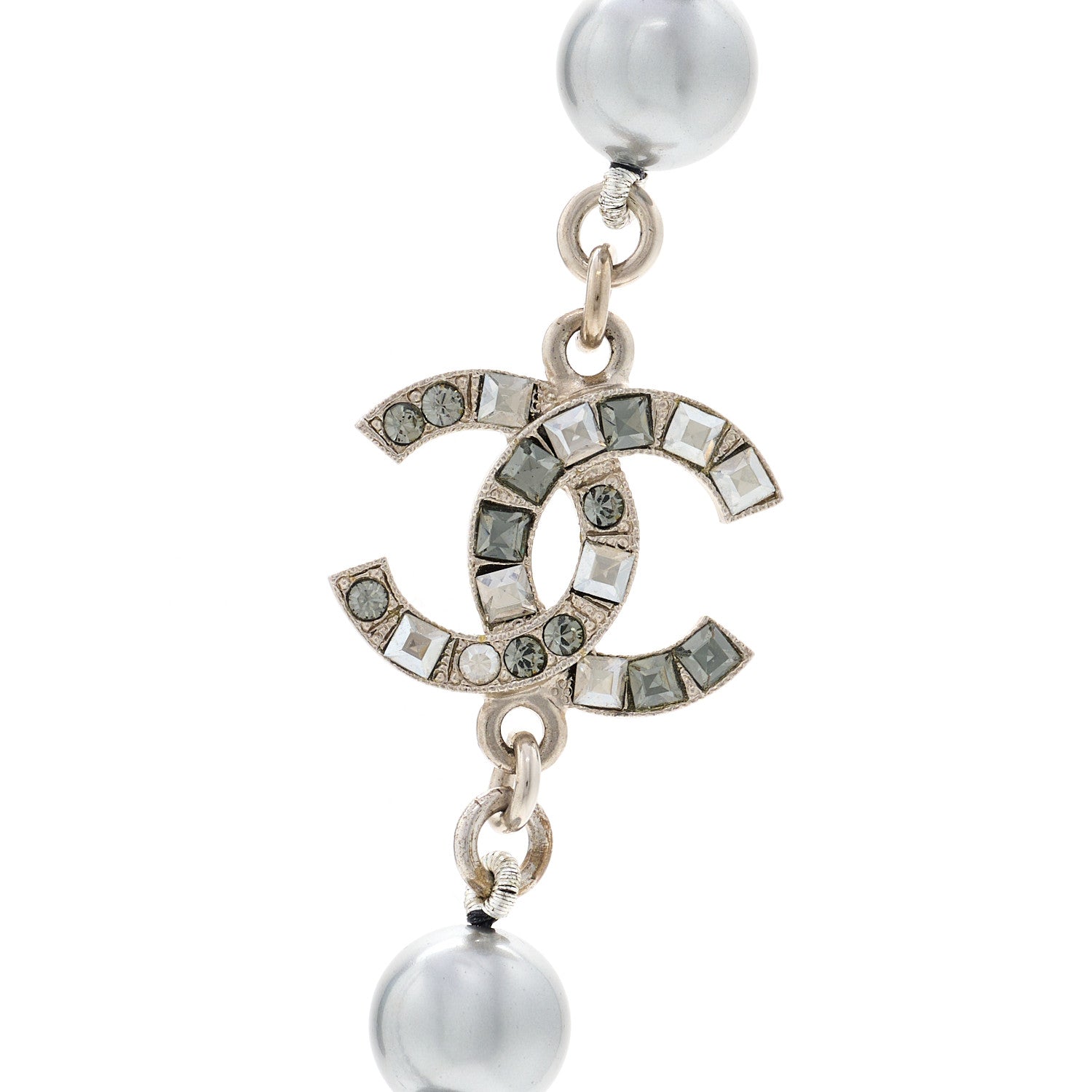 Crystal Baguette Graduated Pearl CC Short Necklace Silver Grey