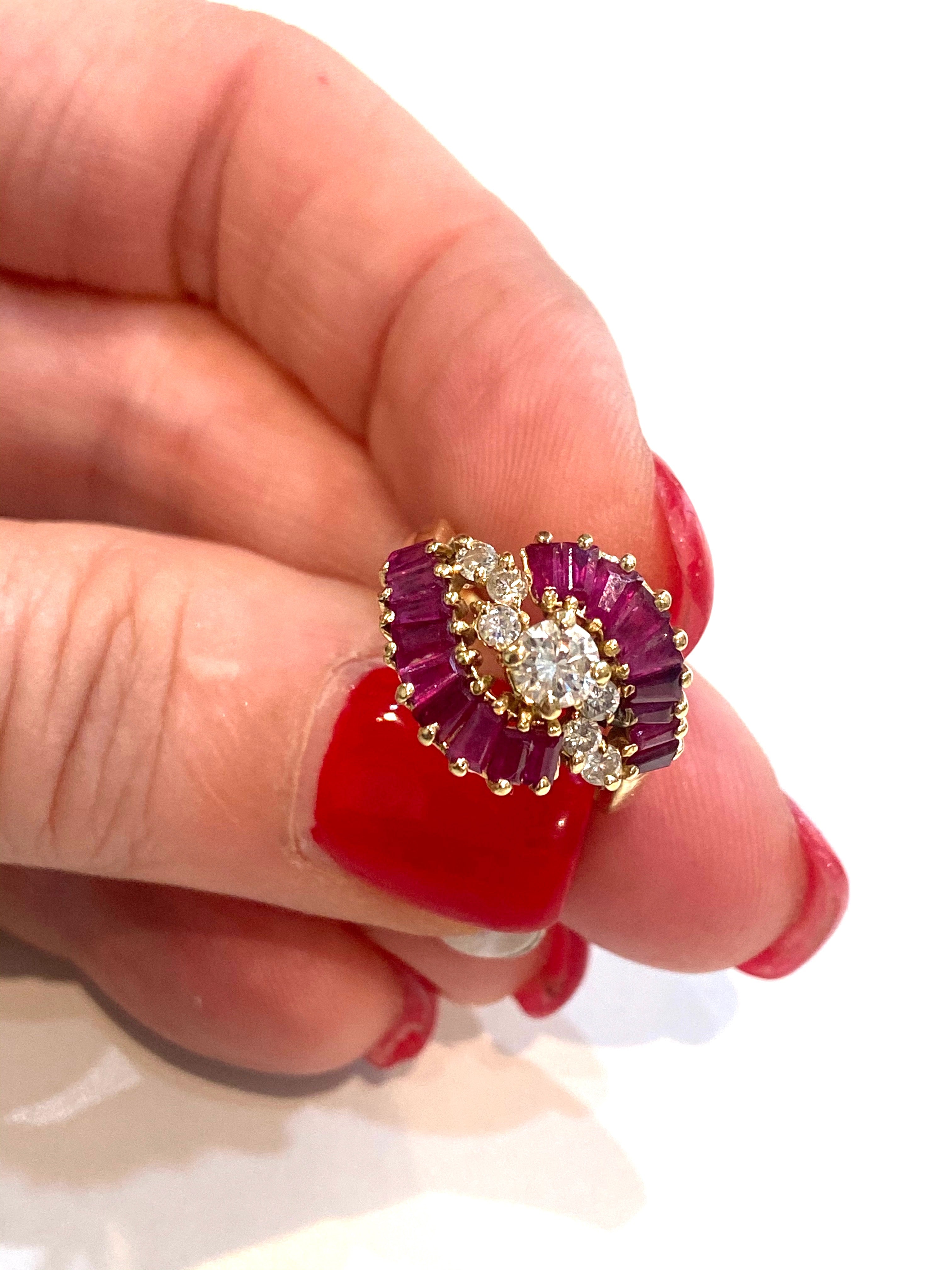 14K YELLOW GOLD RUBY AND DIAMONDS COCKTAIL RING