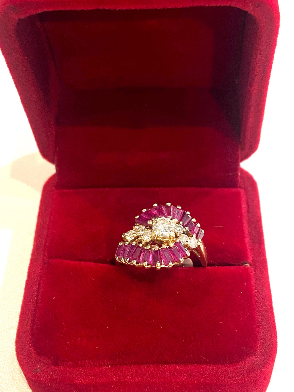 14K YELLOW GOLD RUBY AND DIAMONDS COCKTAIL RING