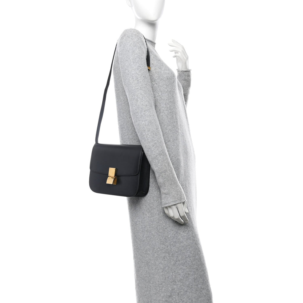 Box Calfskin Medium Classic Box Flap Bag Black