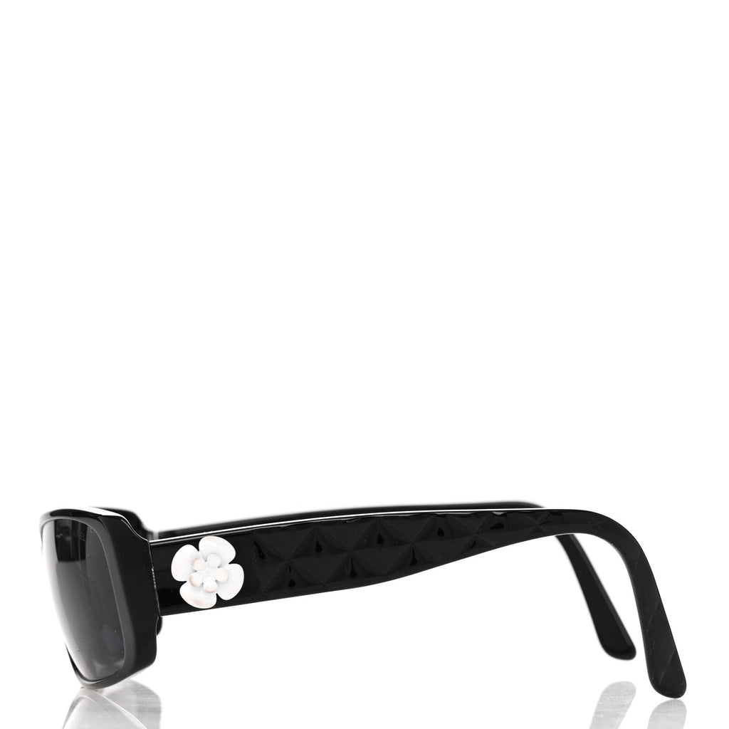 Camellia CC Sunglasses 5111 Black