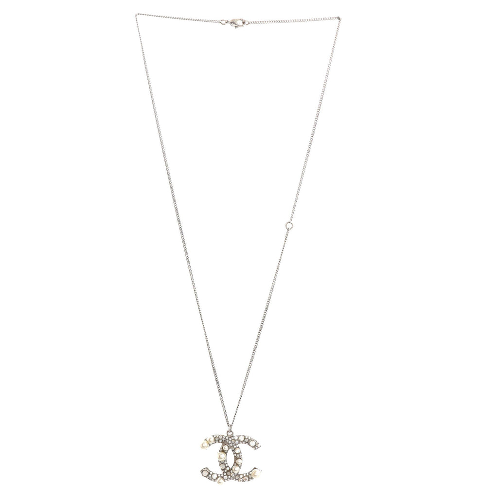 CC Pendant Necklace Metal with Crystals and Faux Pearls
