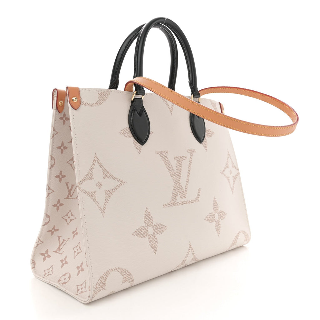 Monogram Dune Giant Onthego MM