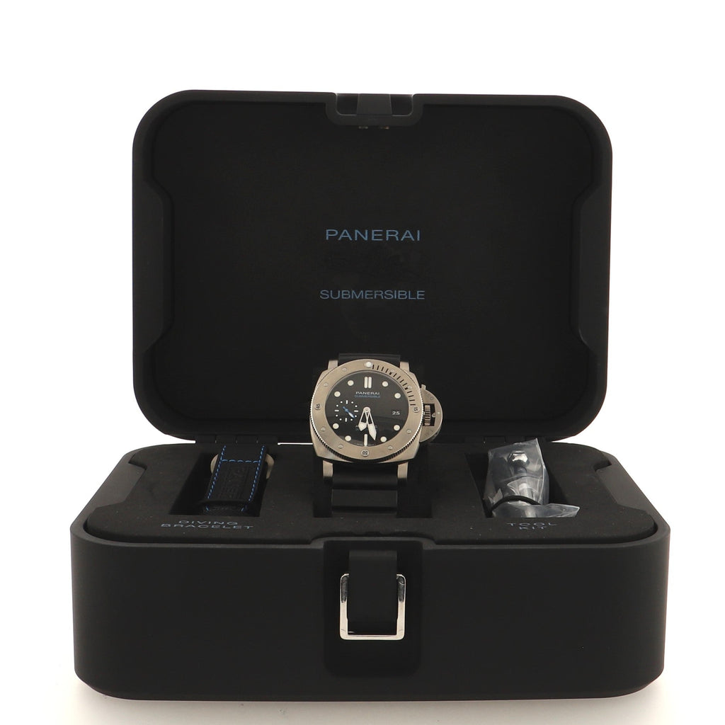 Luminor Submersible 1950 3 Days Automatic Watch Titanium and Rubber 47