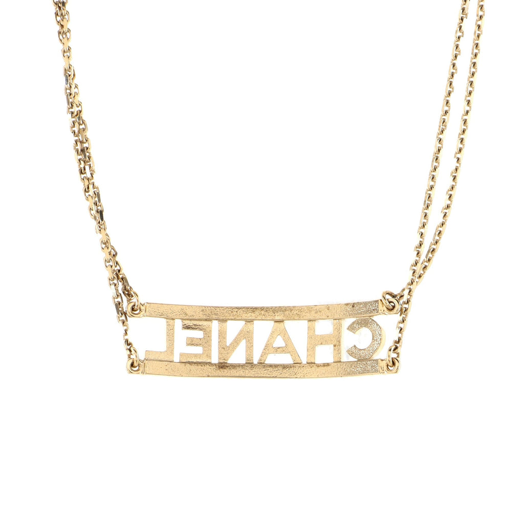 Logo CC Plate Choker Necklace Metal with Enamel