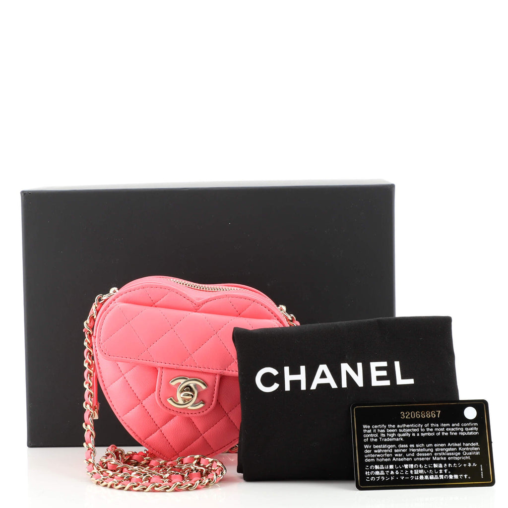 CC in Love Heart Clutch with Chain Quilted Lambskin