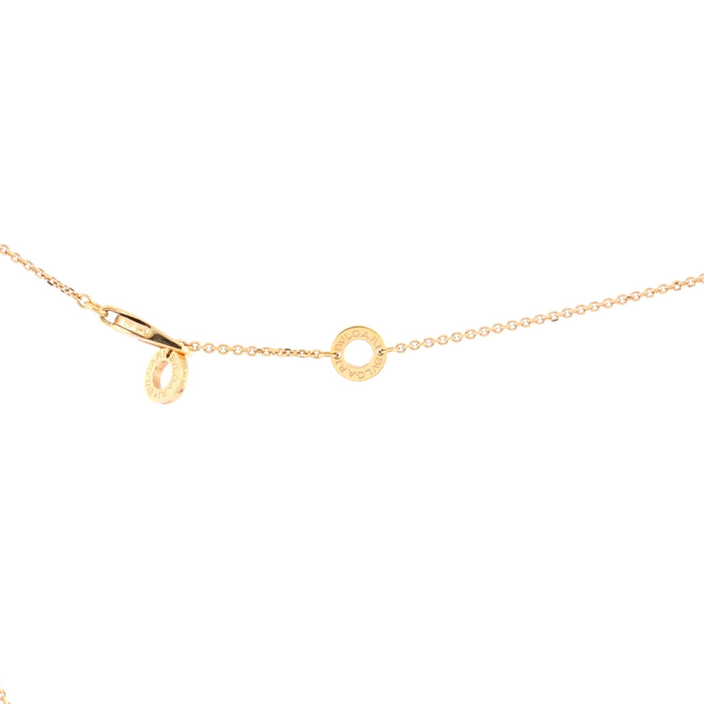 Diva's Dream Pendant Necklace 18K Rose Gold with Mother of Pearl and Diamond Small