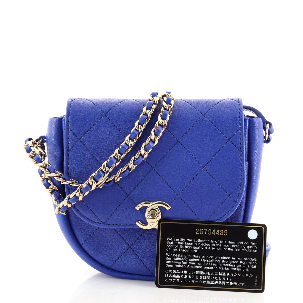 Casual Trip Messenger Bag Quilted Lambskin Mini