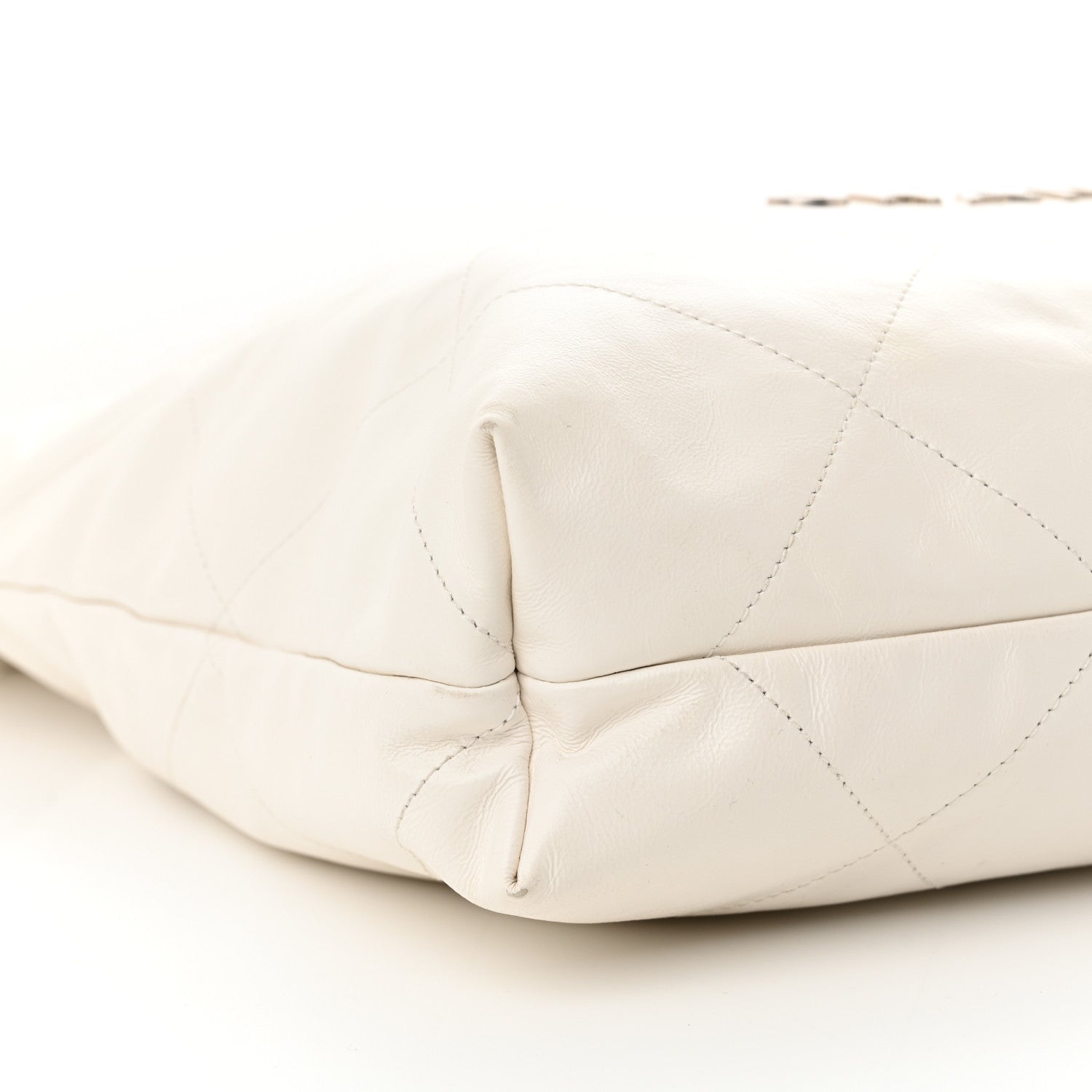 Shiny Calfskin Quilted Small Chanel 22 White