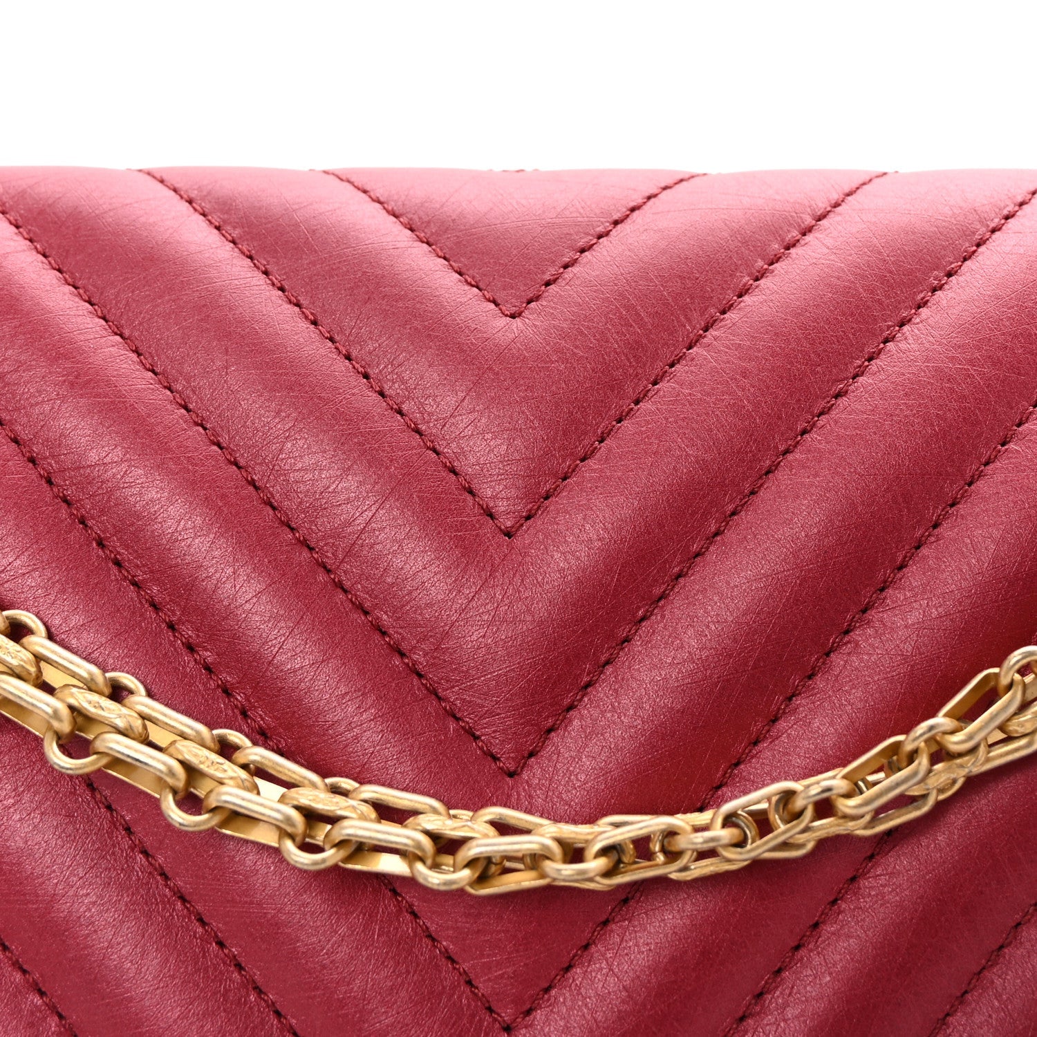 Metallic Aged Calfskin Chevron Quilted 2.55 Reissue 226 Flap Red