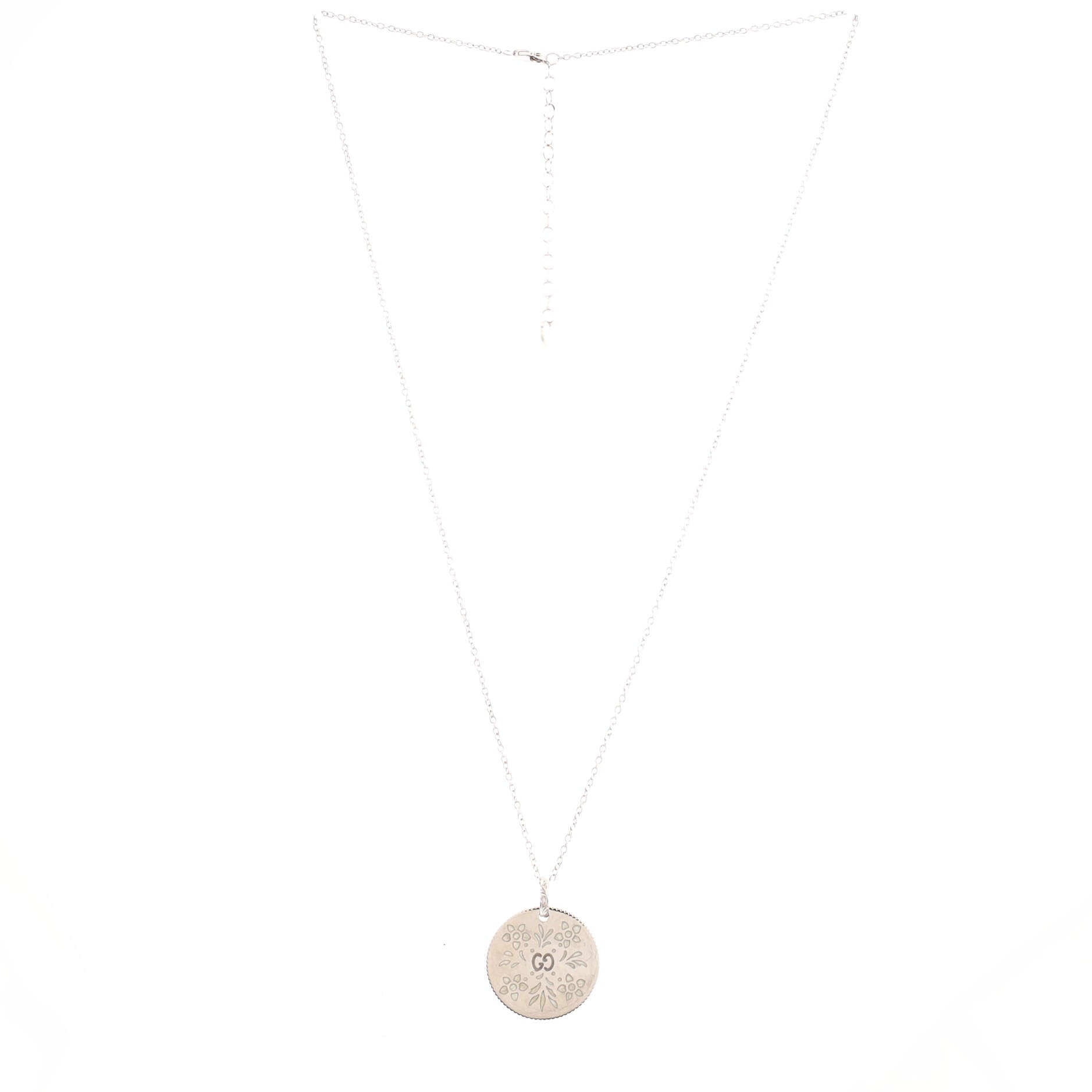 Icon Blooms Pendant Necklace 18K White Gold and Enamel