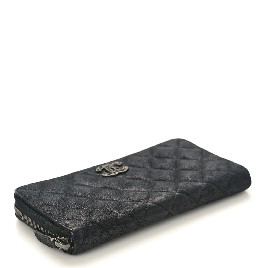 Iridescent Lambskin Quilted CC Long Zipped Wallet Black