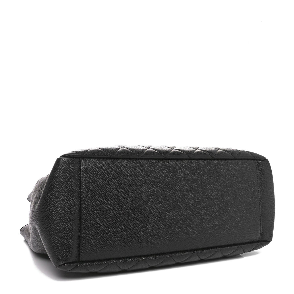 Caviar Quilted Grand Shopping Tote GST Black