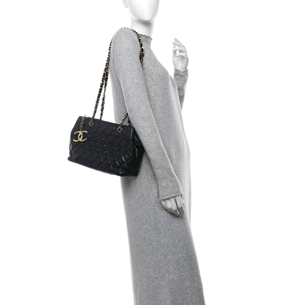 Lambskin Quilted Medium New Bubble North South Tote Black